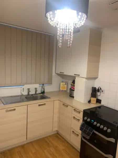 Large 1 Bedroom Ground Floor Flat Royal Wharf DLR