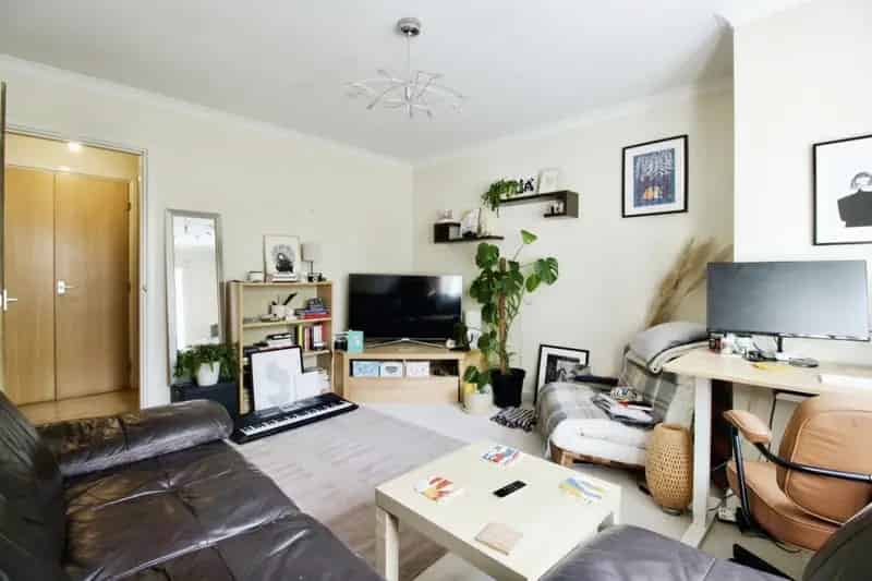 Spacious 2-Bedroom Apartment Near City Center Zero Deposit Option