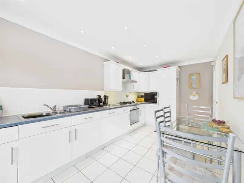 4 bedroom House
 For Sale