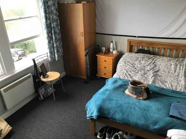 4 Bedroom Ground Floor Flat to Rent