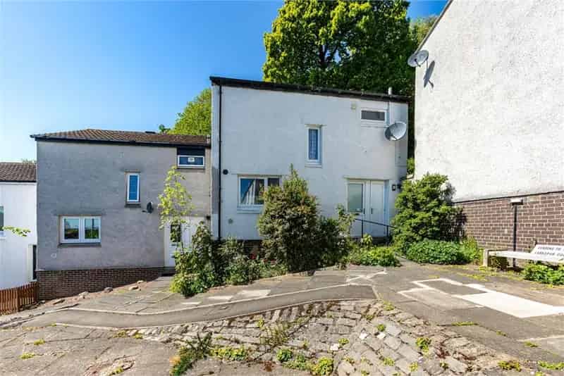 2 Bed House - End Terraced with 1 Reception Room
