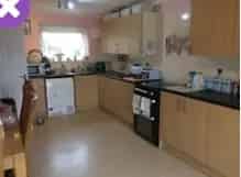 4 Bedroom House Newly Fitted Kitchen & Garden