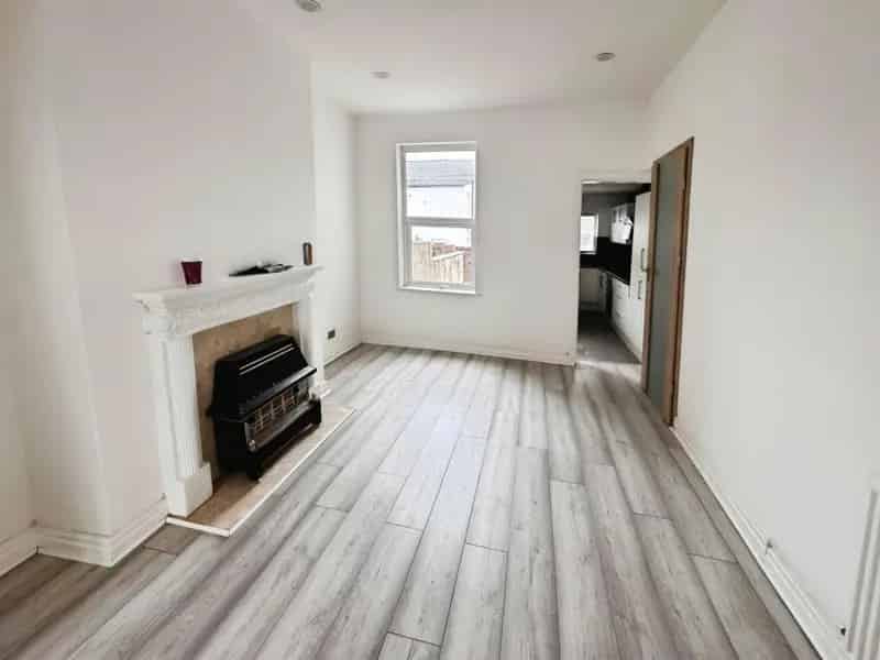 2 Bedroom House For Sale - Newly Renovated