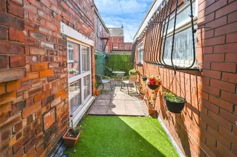 Flat For Sale , East Lindsey, England