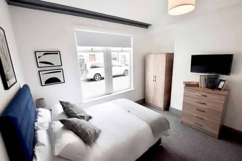 1 Bedroom in a House Share To Rent