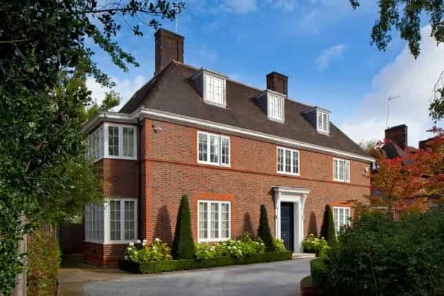 Detached House for Sale Hampstead Garden Suburb 510 sq m