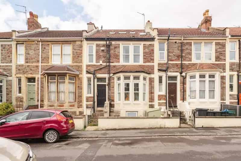 1 Bedroom Flat for Sale near Gloucester Road