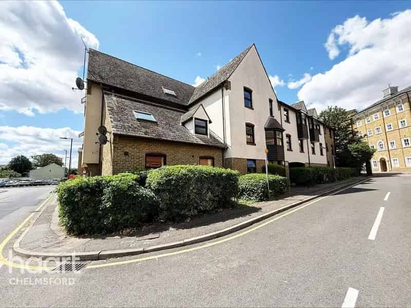 1 bedroom apartment for sale