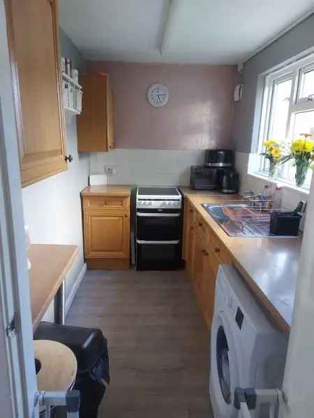 Flat For Rent in North Devon, England