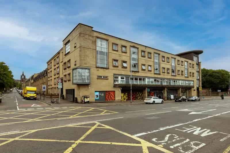 1 Bedroom Flat for Sale Great Western Road Glasgow