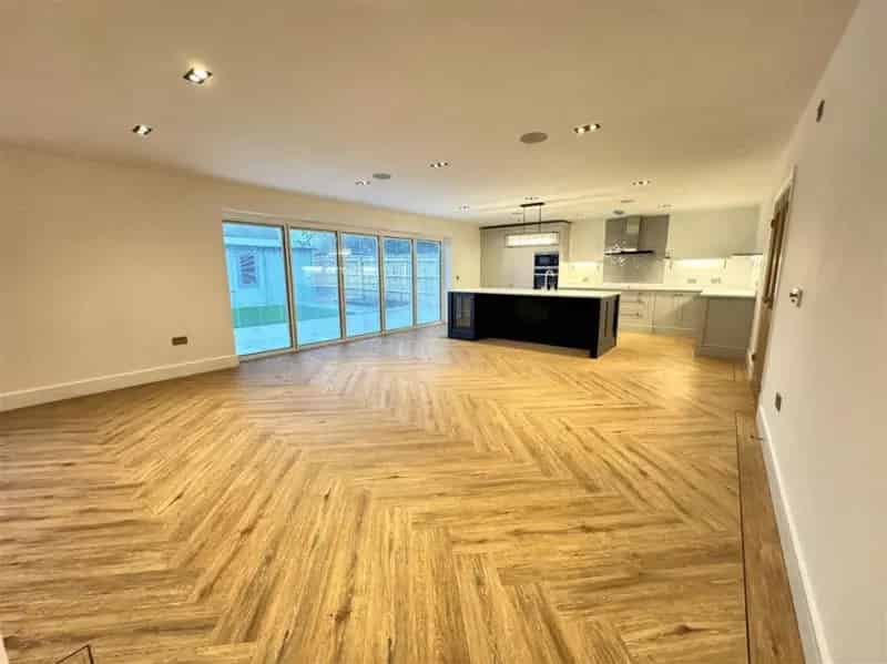 4 Bed Detached House for Sale Wendover