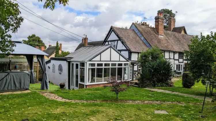 3 Bedroom End Terrace House for Sale Norton Worcestershire