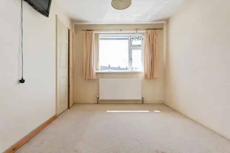 3 Bed End Terrace House for Sale