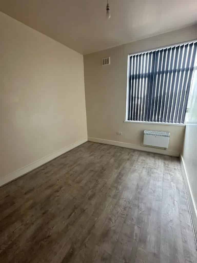 2 Bedroom Flat Stratford Road Modern Flat Great Location
