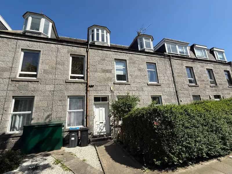 2 Bedroom Flat to Rent in Rosemount Aberdeen