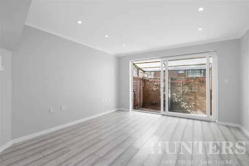 3 Bedroom House To Let Near Seven Sisters Station