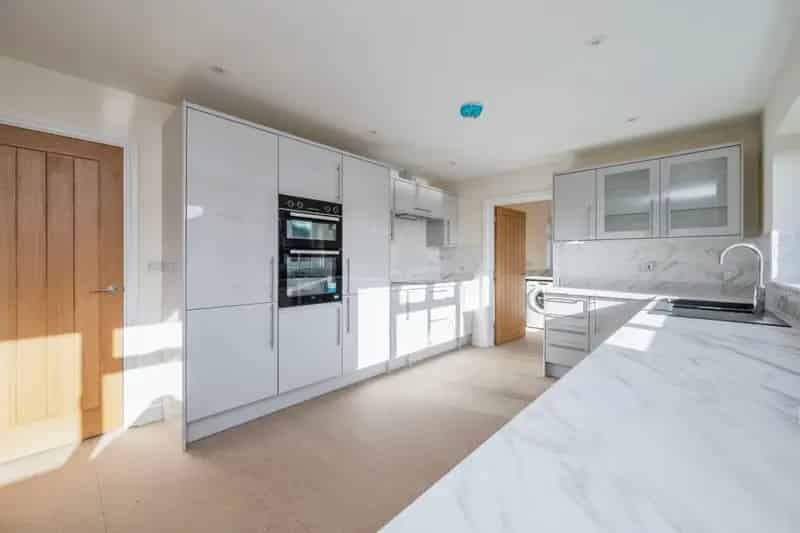 4 Bedroom Detached Chalet Bungalow with Stunning Field Views