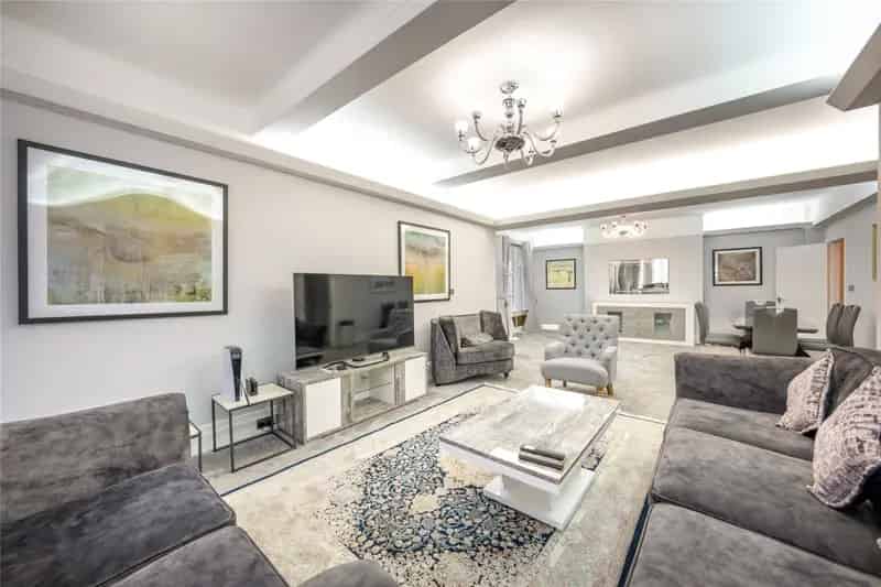 2 Bedroom Apartment Knightsbridge