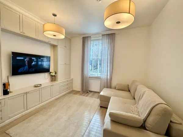 Flat For Rent in London, England