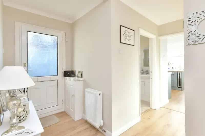 2 Bedroom Semi Detached Bungalow For Sale North Woodingdean
