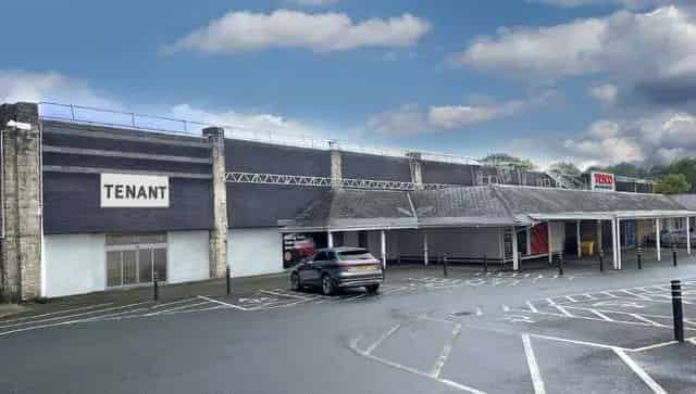 Retail Unit to Rent near Tesco in Rawtenstall