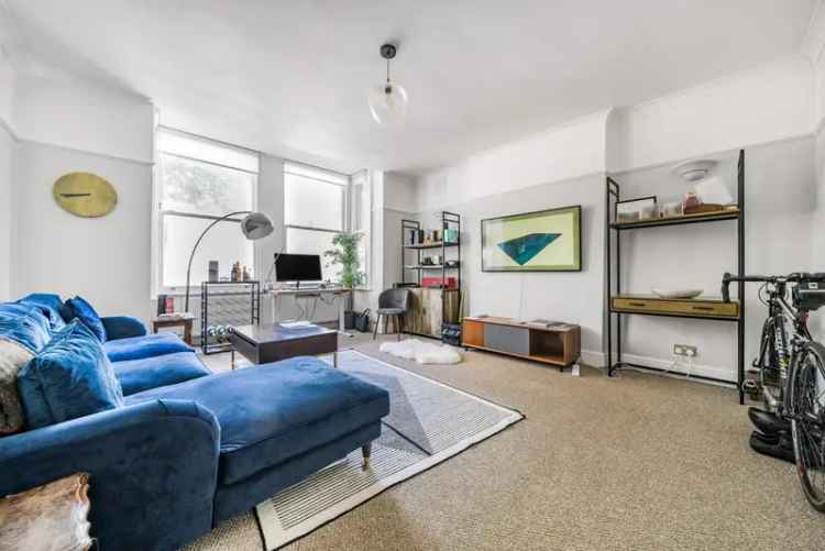 Spacious Victorian Conversion Apartment No Onward Chain