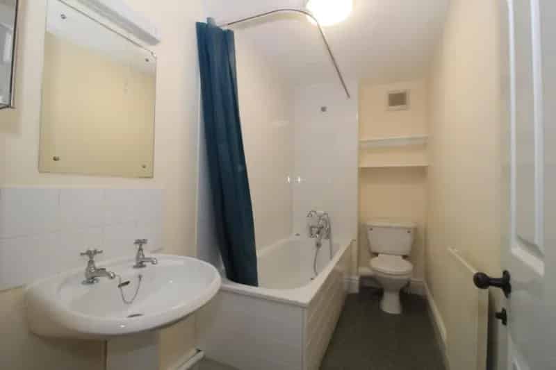 3 Bedroom Detached House Weston Village Bath