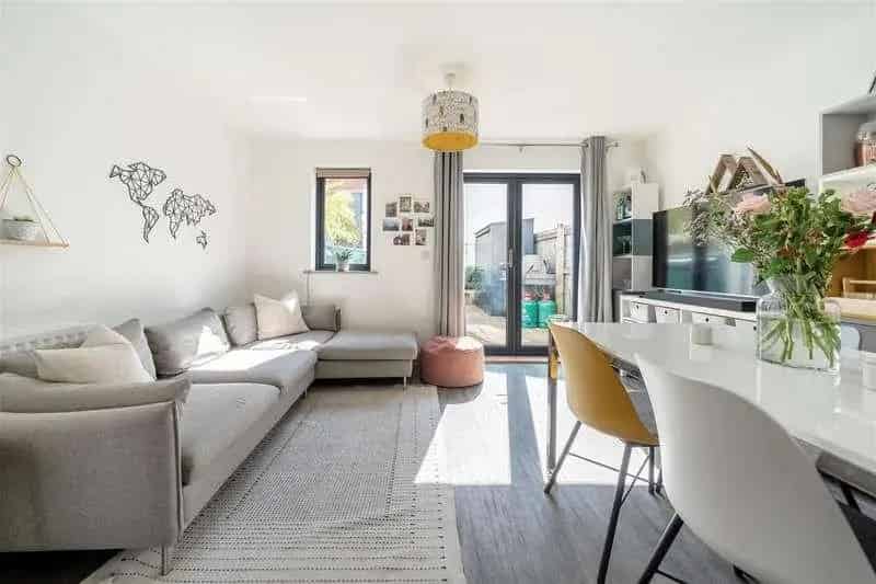 2 Bed Townhouse for Sale Private Garden Parking