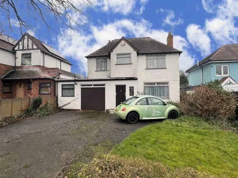 3 Bedroom Detached House For Sale