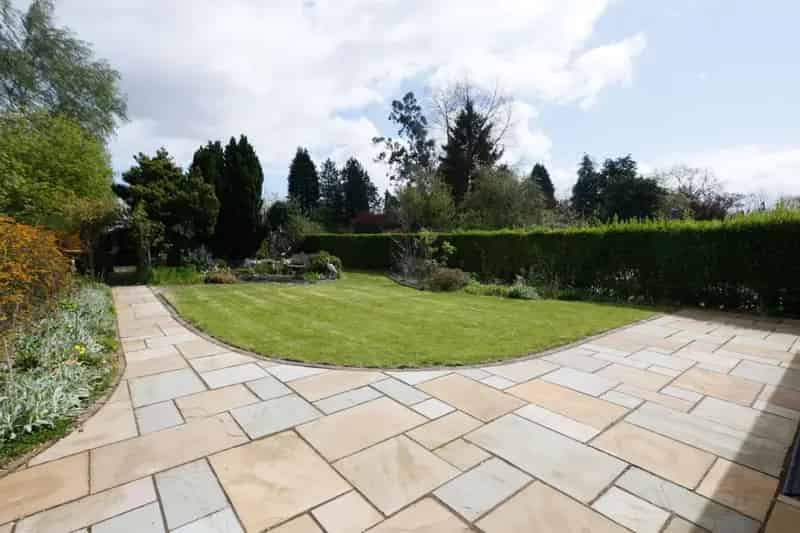 8 Bedroom Detached House For Sale Hampton in Arden