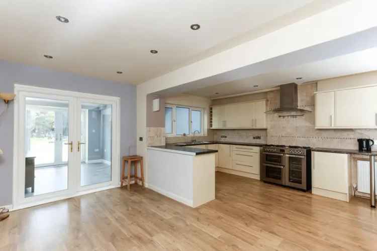 8 Bedroom Detached House For Sale Hampton in Arden