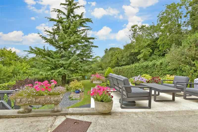 4 Bedroom Detached Bungalow for Sale in South Green