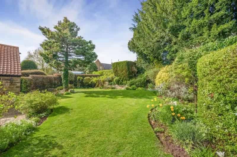 3 Bed Period Cottage for Sale in Sicklinghall