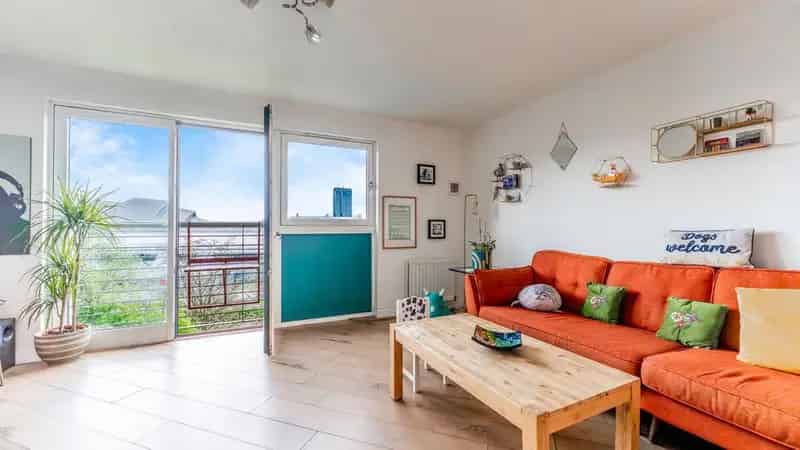 2 Bedroom Flat for Sale in Finnieston Glasgow