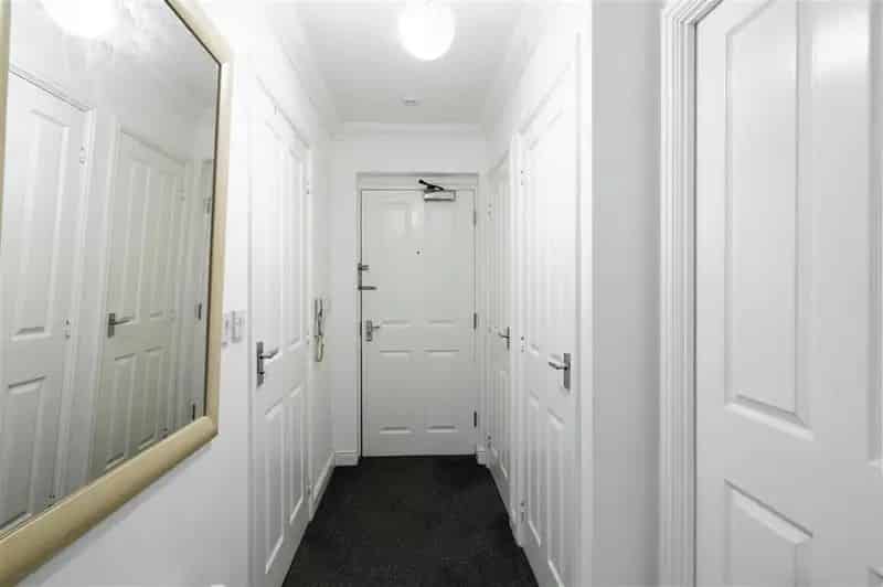 1 Bedroom Furnished Apartment in Neath with Allocated Parking