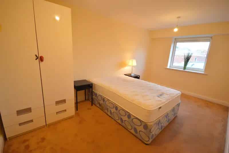 2 Bedroom Apartment Royal Plaza Part Furnished