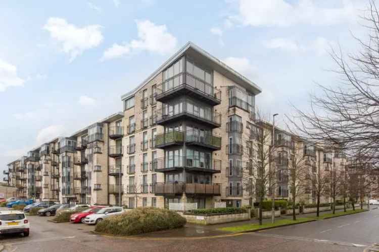 1 Bedroom Flat for Sale in Edinburgh