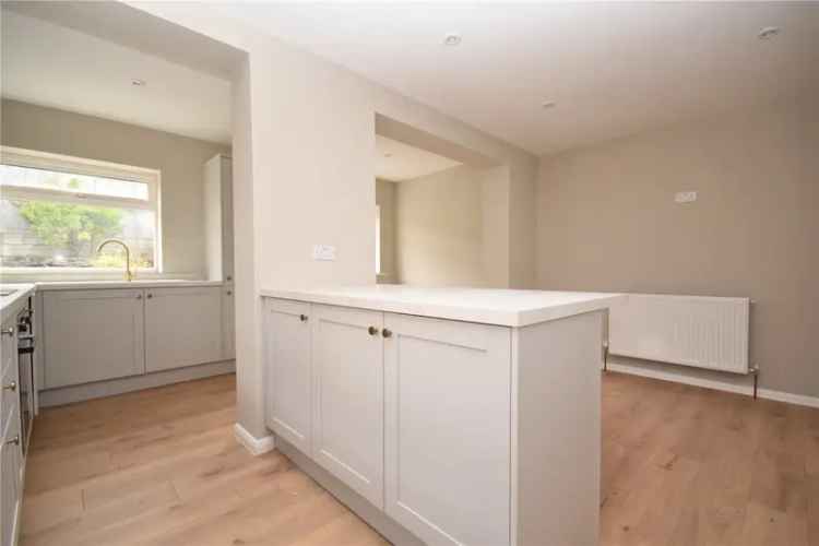 House For Sale in Leeds, England