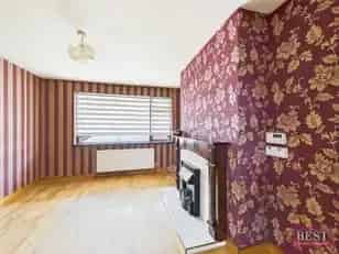 3-Bedroom Mid-Terraced House in Newry City Centre