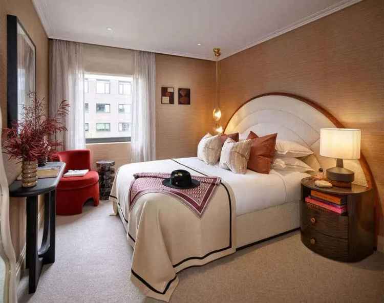 3 Bed Flat for Sale in Wandsworth