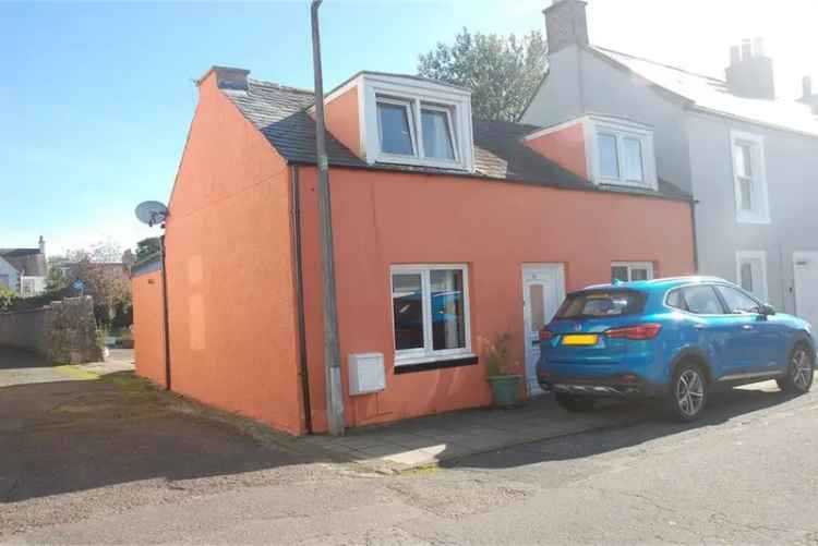 3 Bed House - End Terraced with 2 Reception Rooms