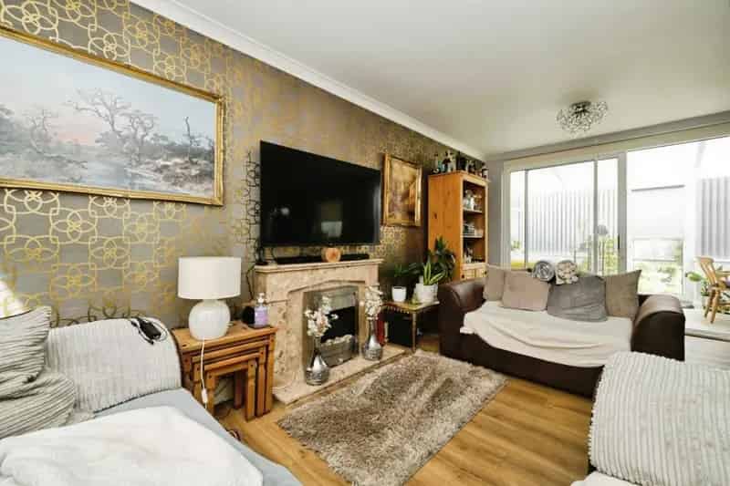 3 bedroom House
 For Sale