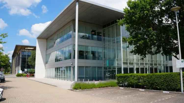 Office For Rent in Slough, England