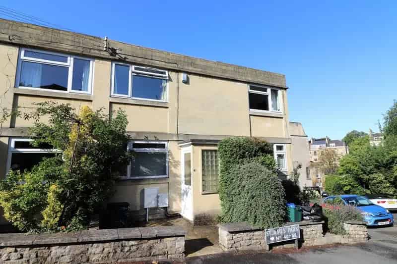 2 Bedroom Apartment for Sale