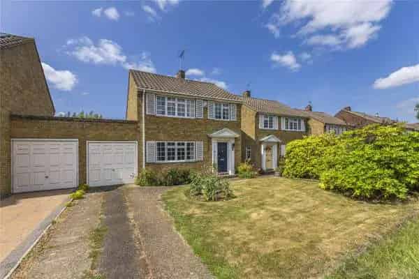 Three Bedroom Detached House Requiring Repair Harpenden