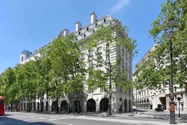 Luxury Flat for Sale in Strand London