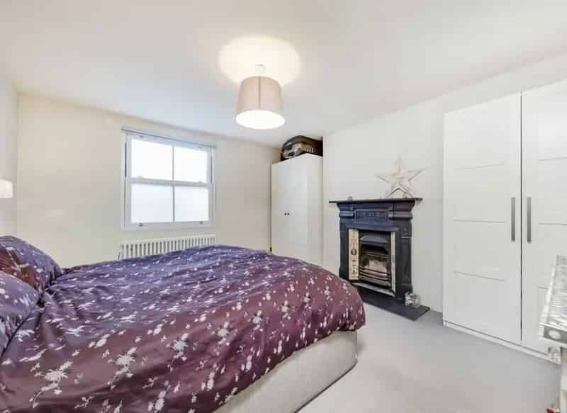 One Double Bedroom Flat Southgate Road Modern Period Conversion Private Garden