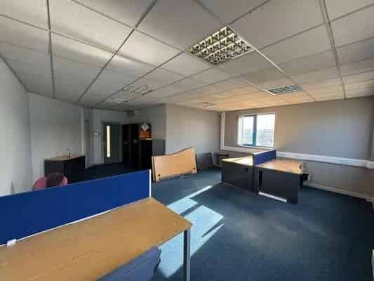 First Floor Office Suite to Rent in Belfast