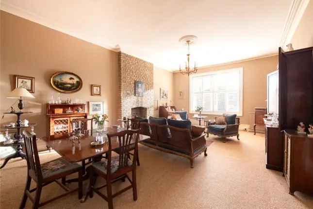 2-Bedroom Flat for Sale Belsize Park Gardens London NW3