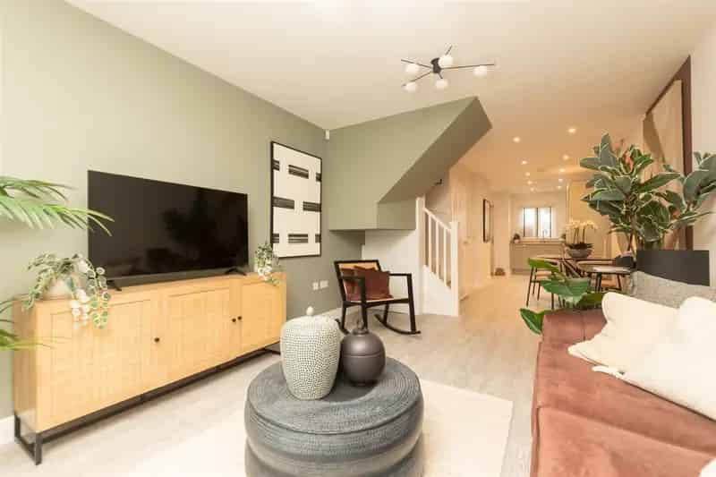 2 Bedroom Terraced House for Sale in Rochester